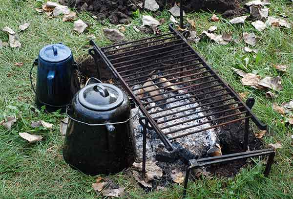 photo of a cooking set up from camping tips for the great outdoors