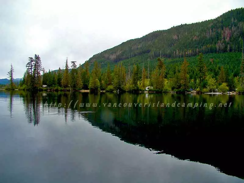 photo of the Vernon Lake Recreation Campgrounds from the water