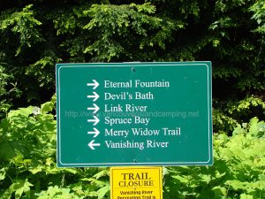 Merry widow trail sign to kathleen lake from vancouver island camping