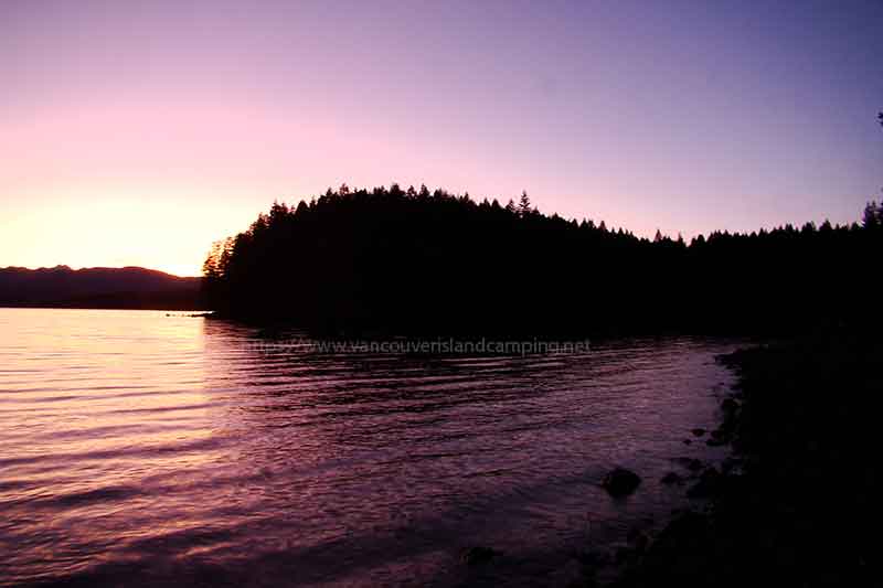 Burnt-Beach-003 Burnt Beach Campground sunset photo overlooking Campbell Lake