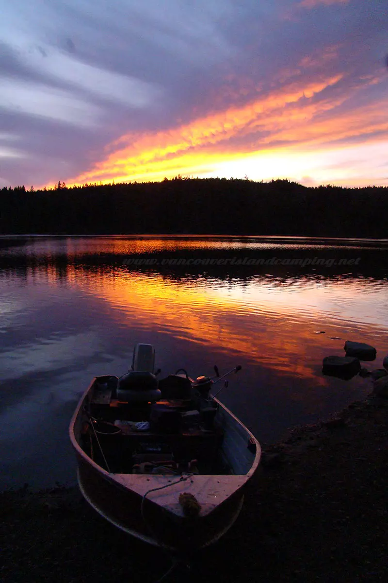 photo of a beautiful sunset over Gray Lake on Vancouver Island