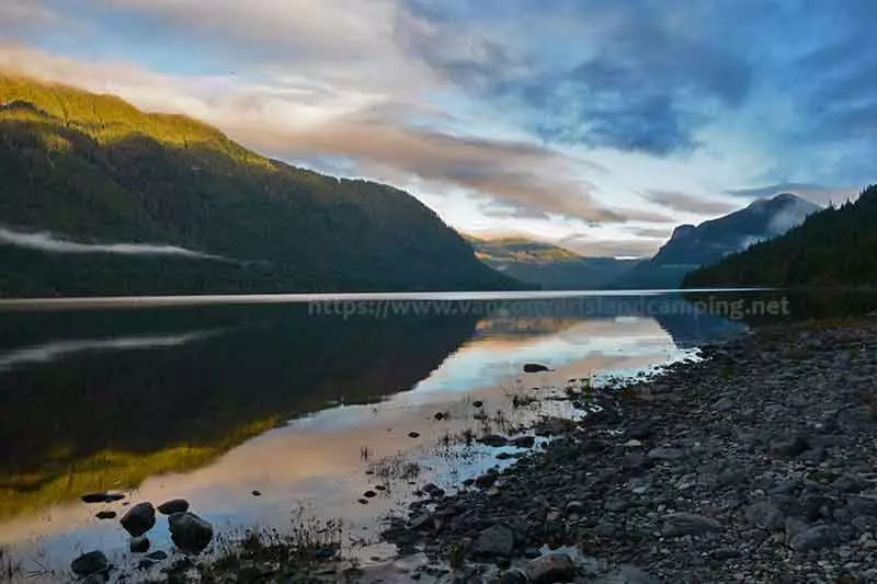 photo of the sunrise over Bonanza Lake on Vancouver Island