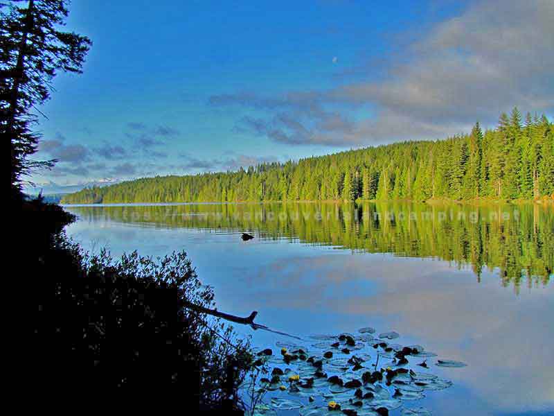 photo of the sunrise over Gosling Lake at the north campsite