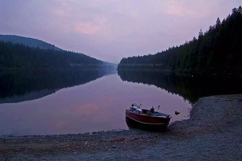 photo of a sunset over Stella Lake from the Stella Bay Campround